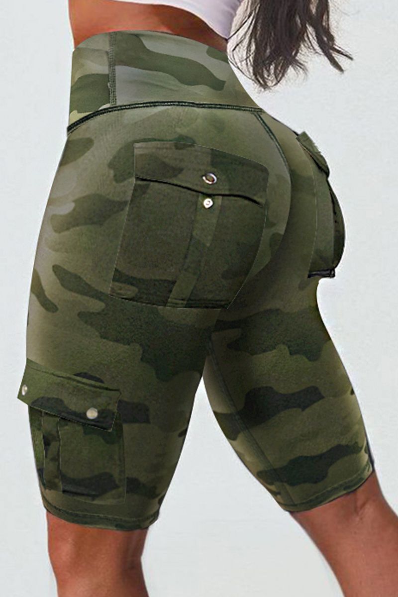 Camo Pattern Multi-Pocket Sports Shorts